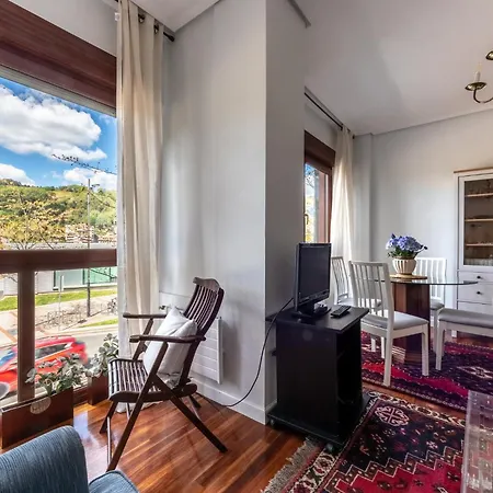 Apartment Puppy By People