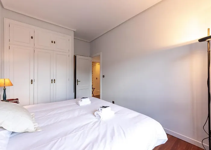 Puppy By People * Bilbao